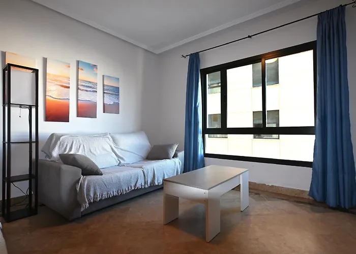 Апартаменти Centro Y Playa!