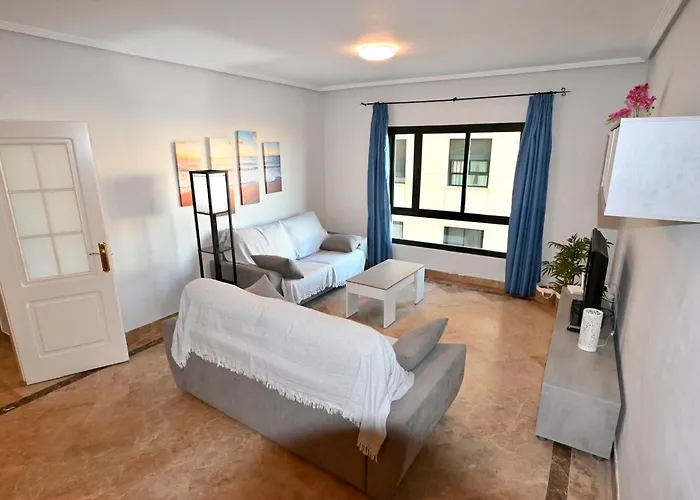 Centro Y Playa! Апартаменти *
